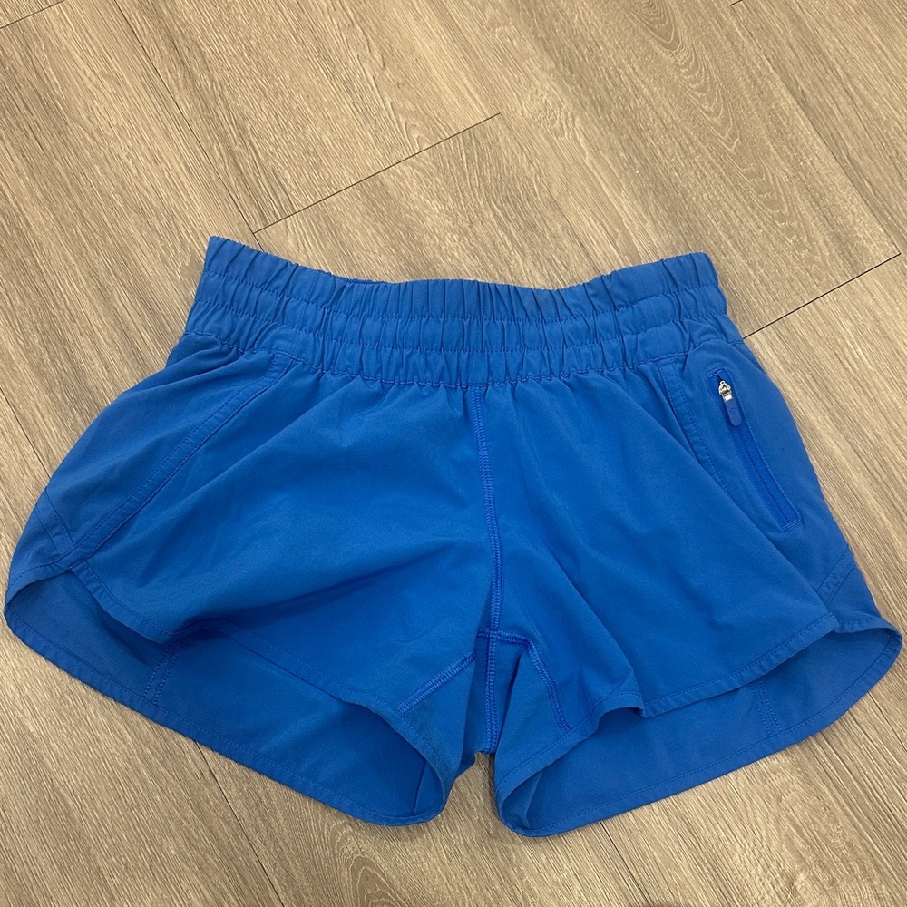 Lululemon Tracker Short V 4”